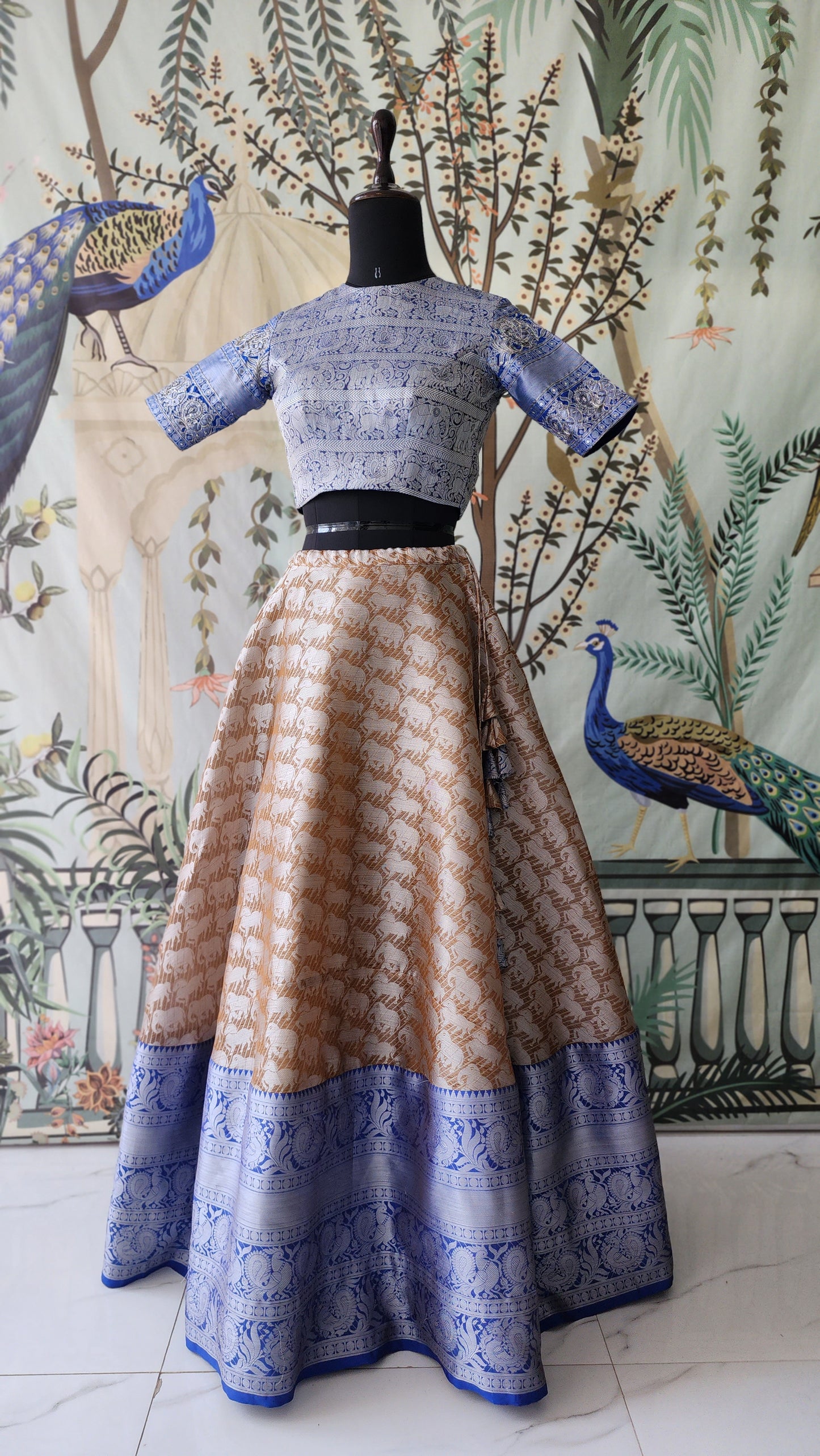 Brown Banaras Lehenga (Size - 34)