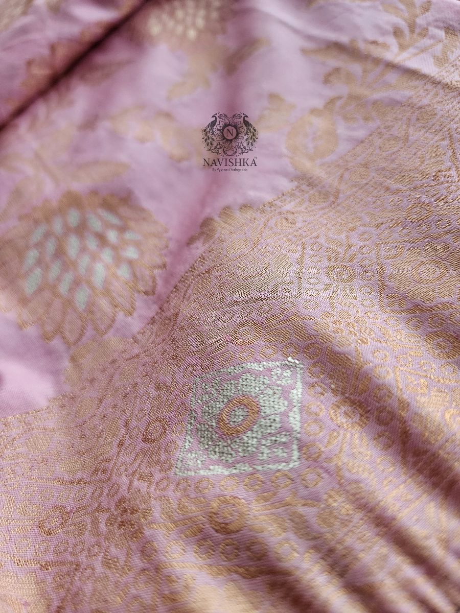 Pastel Pink Scalloped Banaras Silk Saree